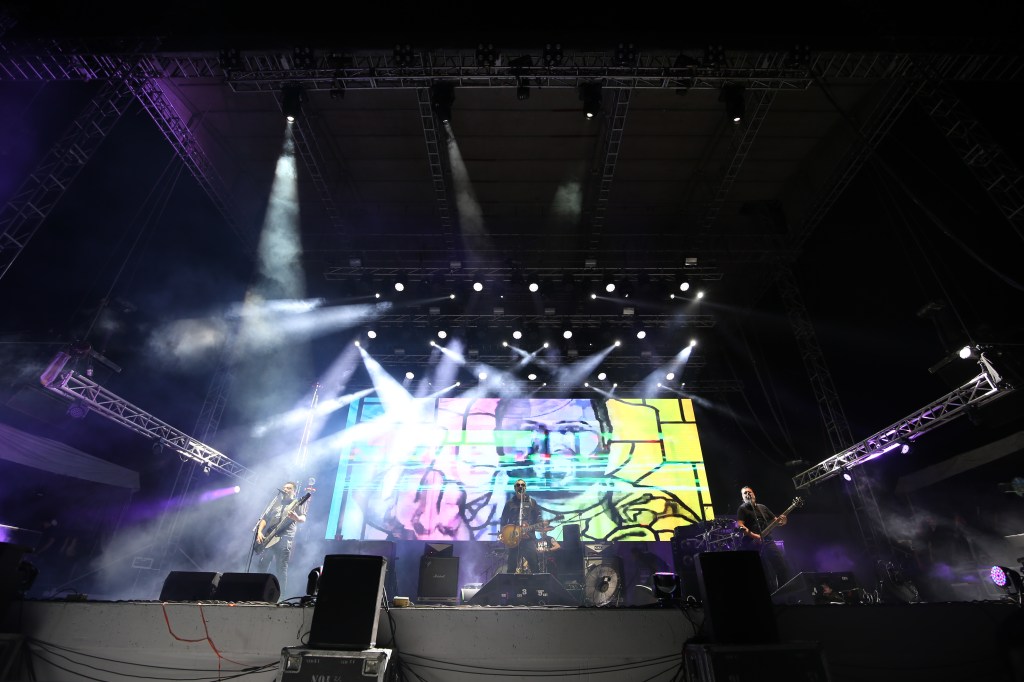 Enciende Molotov el Teatro del&nbsp;Pueblo